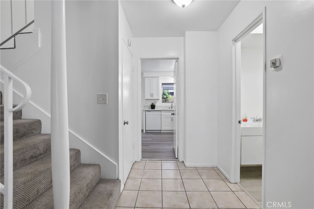 3342 Bradbury Road 34