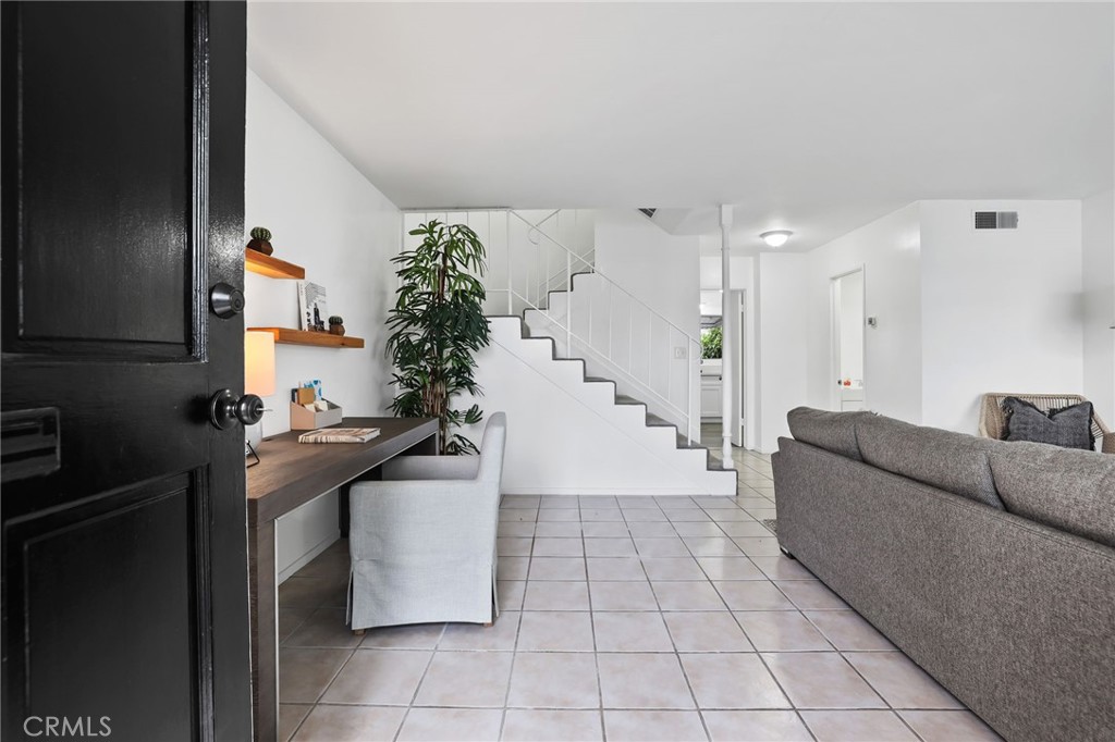 3342 Bradbury Road 34