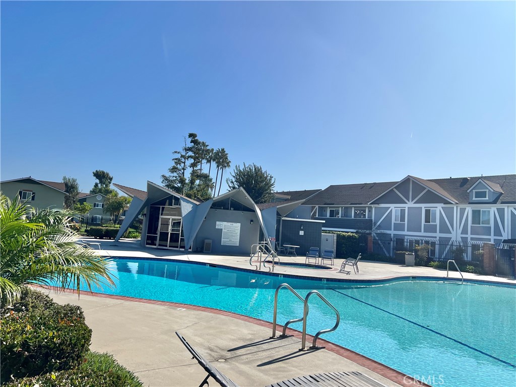 3342 Bradbury Road 34