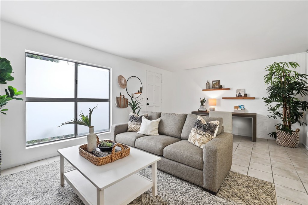 3342 Bradbury Road 34