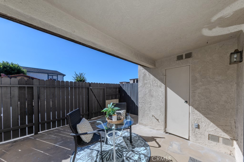 1460 E Willow Street 103