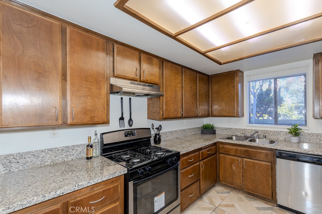 1460 E Willow Street 103