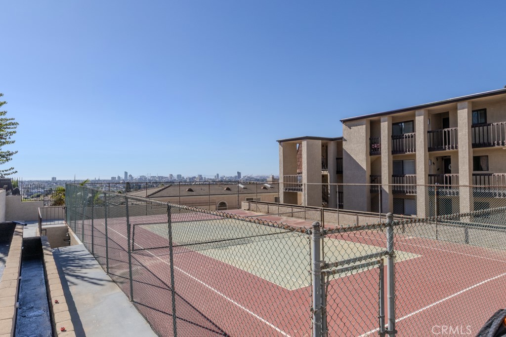 1460 E Willow Street 103