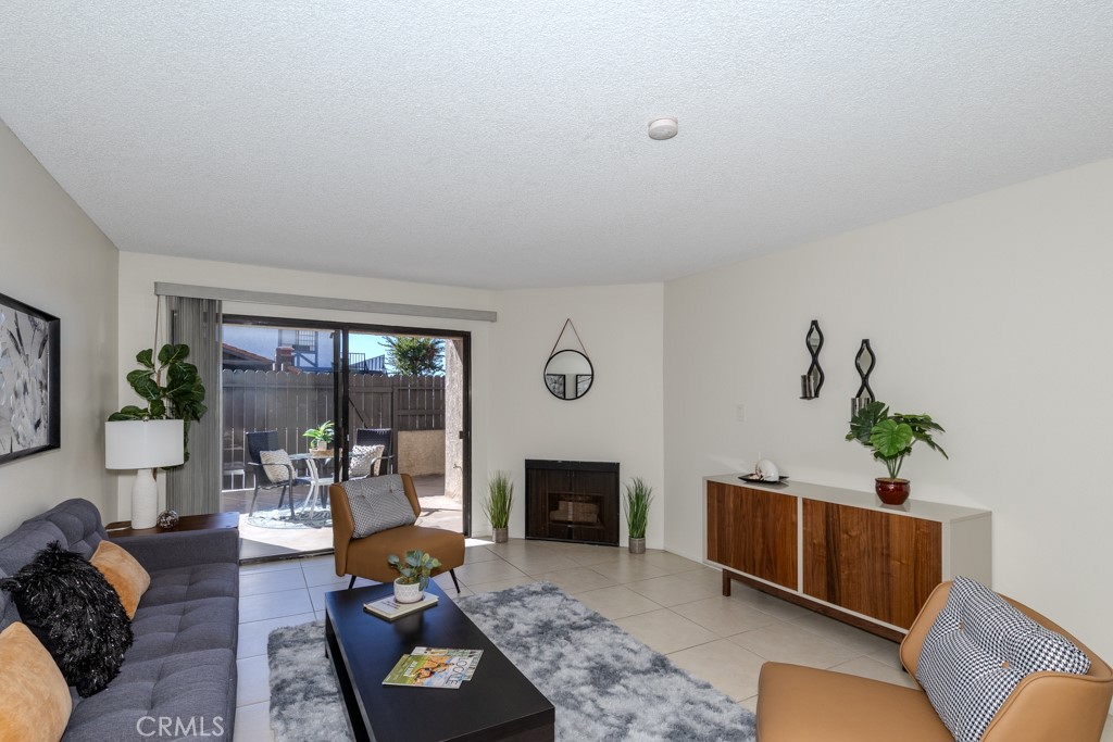 1460 E Willow Street 103