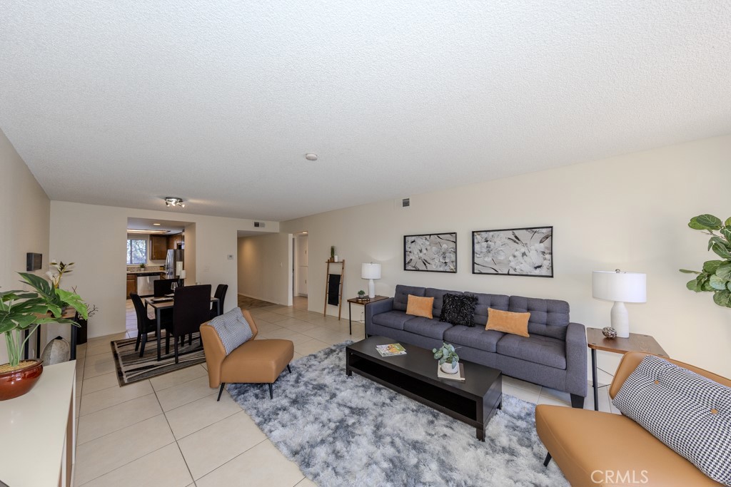 1460 E Willow Street 103