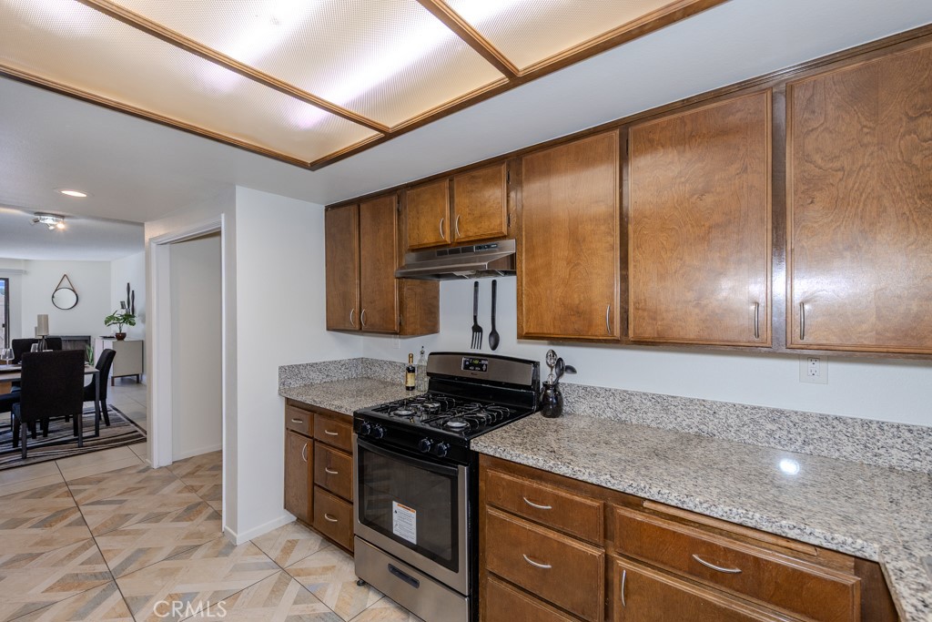 1460 E Willow Street 103