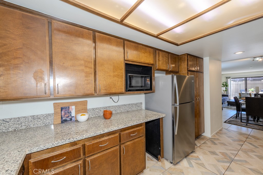 1460 E Willow Street 103