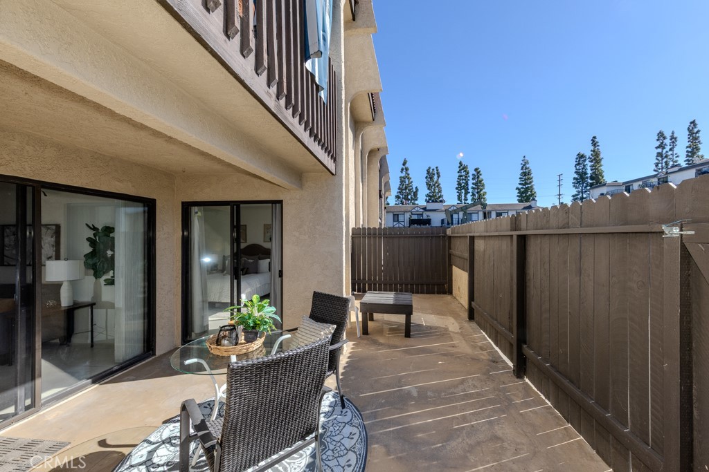 1460 E Willow Street 103