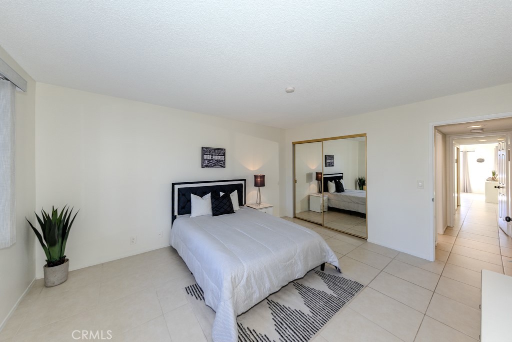 1460 E Willow Street 103