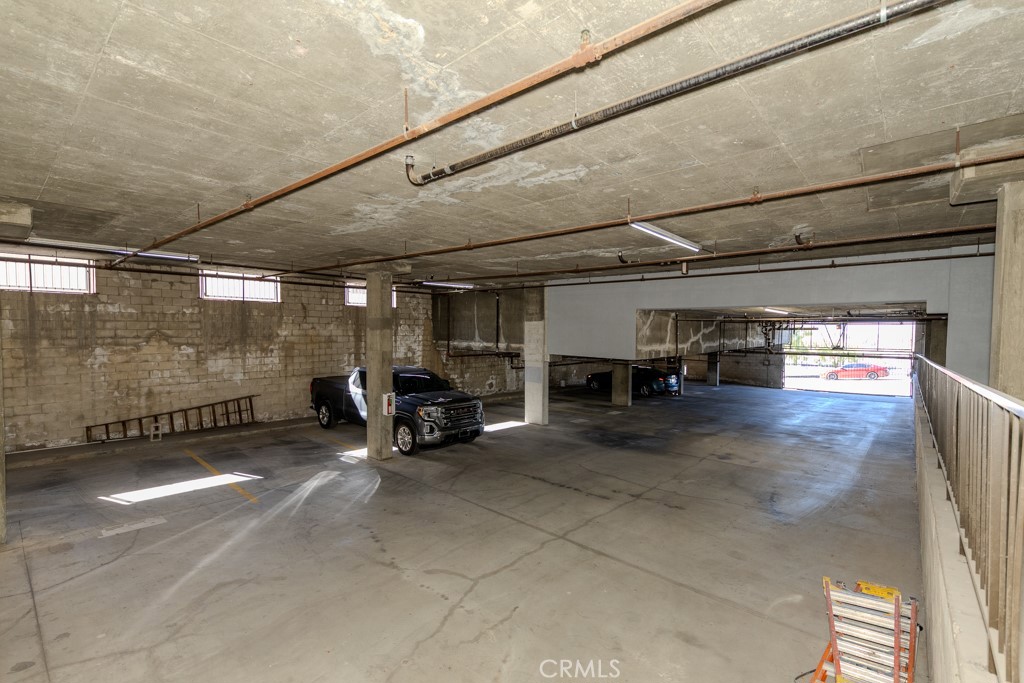 1460 E Willow Street 103