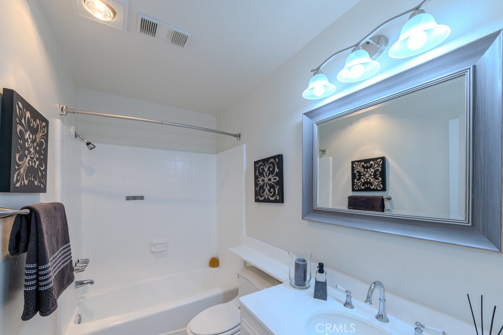 1460 E Willow Street 103