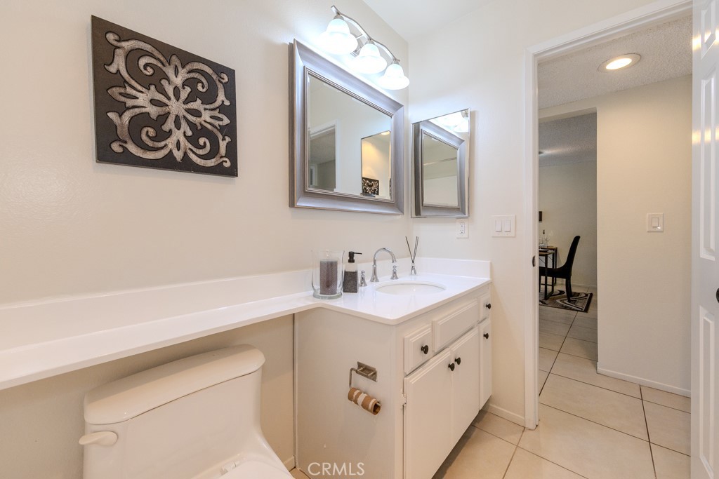 1460 E Willow Street 103