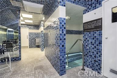 412 N Bellflower Boulevard 122