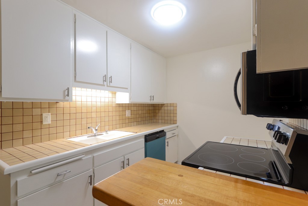 412 N Bellflower Boulevard 122