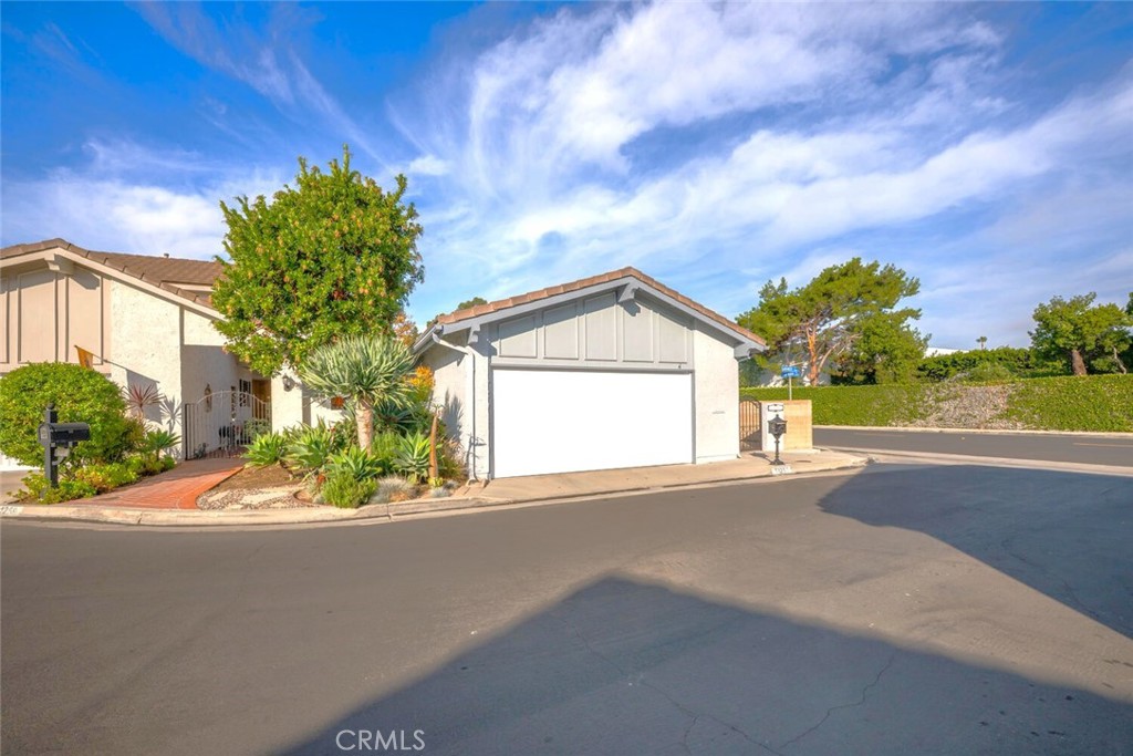 11253 Gardiners Court