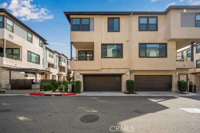 2955 W Lincoln Ave. 7