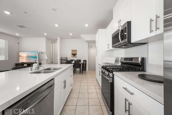 2955 W Lincoln Ave. 7