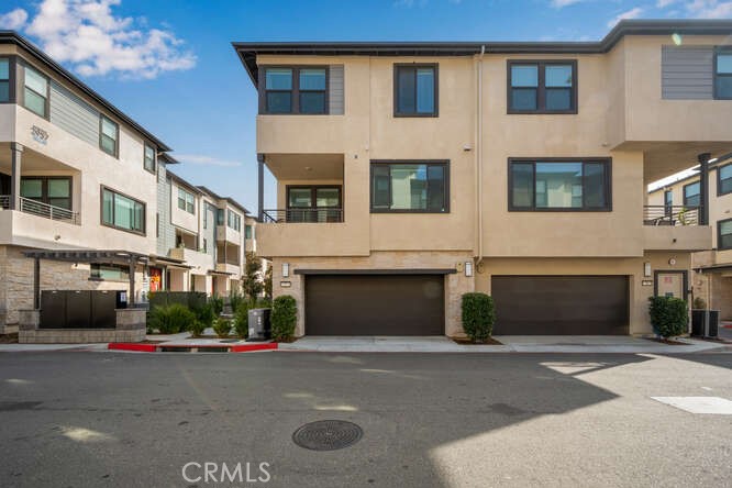 2955 W Lincoln Ave. 7