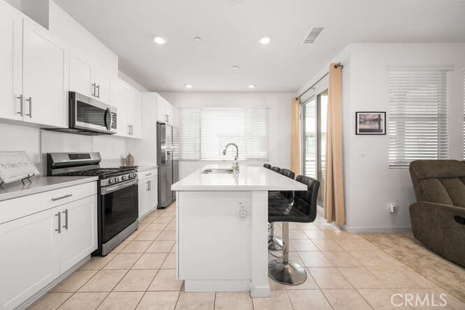 2955 W Lincoln Ave. 7