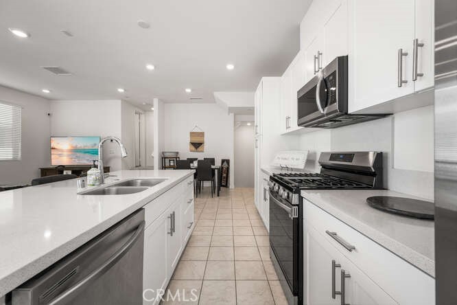 2955 W Lincoln Ave. 7