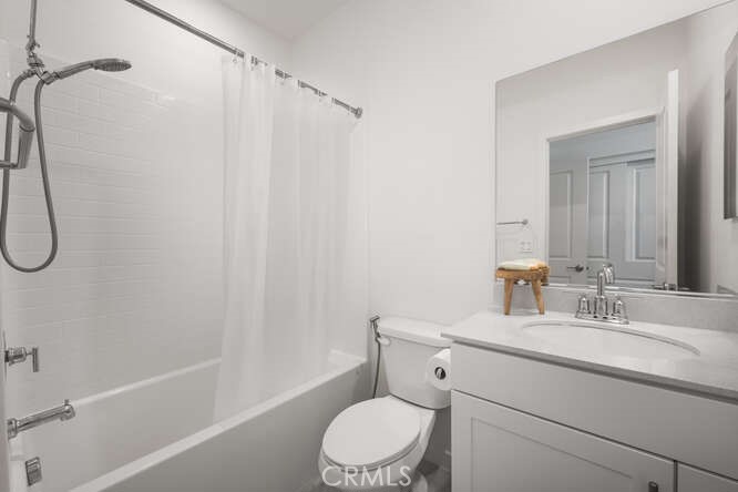 2955 W Lincoln Ave. 7