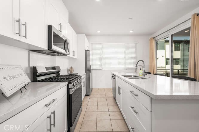 2955 W Lincoln Ave. 7