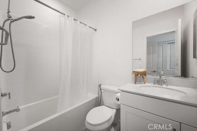 2955 W Lincoln Ave. 7