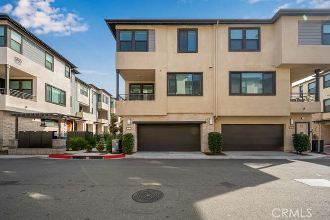 2955 W Lincoln Ave. 7