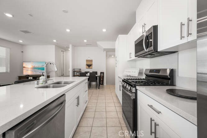 2955 W Lincoln Ave. 7