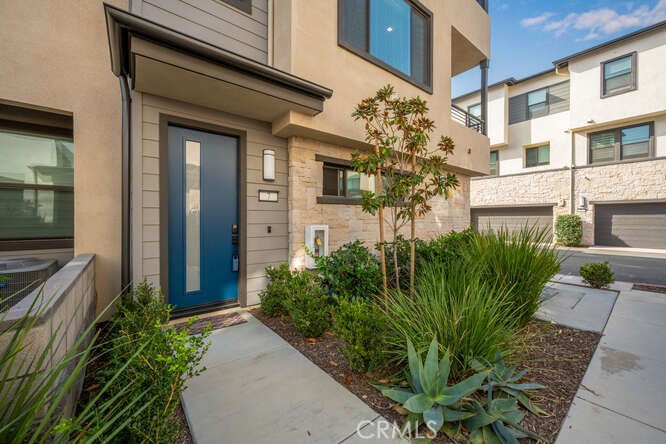 2955 W Lincoln Ave. 7