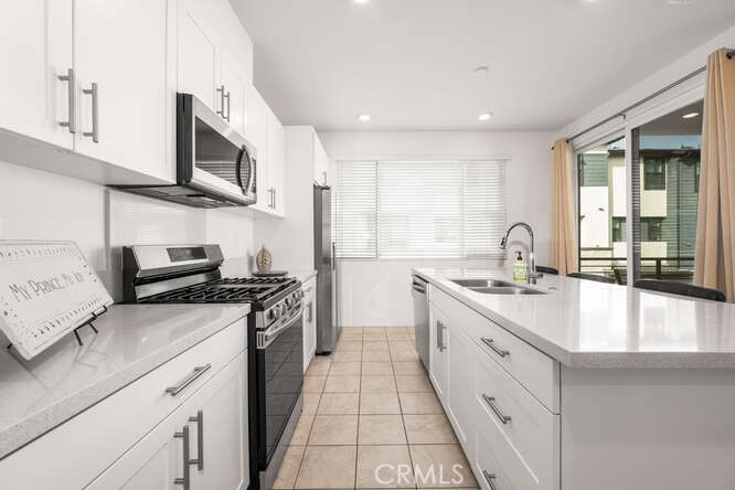 2955 W Lincoln Ave. 7