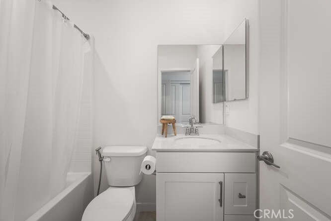 2955 W Lincoln Ave. 7