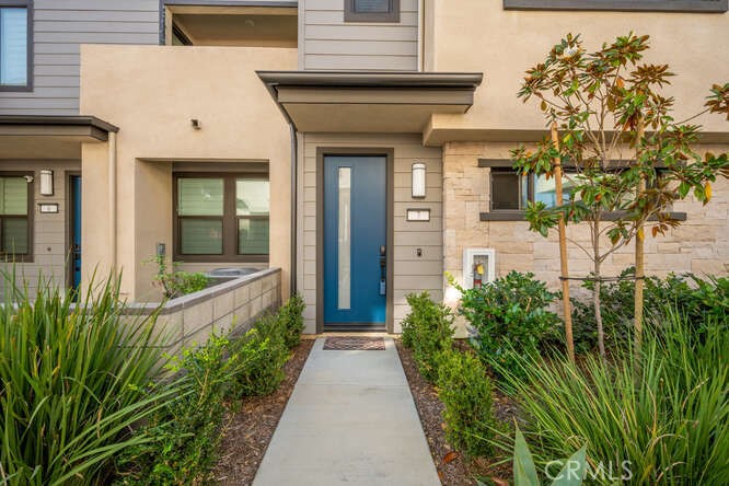 2955 W Lincoln Ave. 7