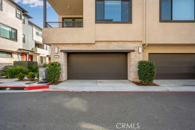 2955 W Lincoln Ave. 7