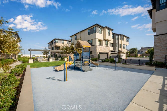 2955 W Lincoln Ave. 7