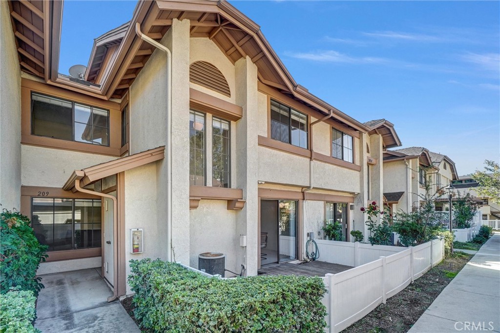 3054 Colt Way 209