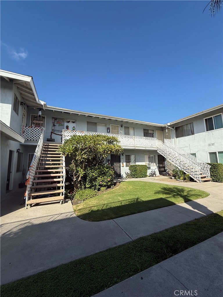 8324 Alameda
