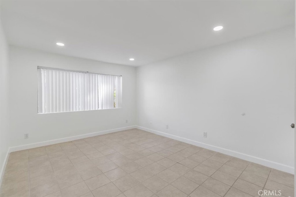 1044 Cabrillo Park B