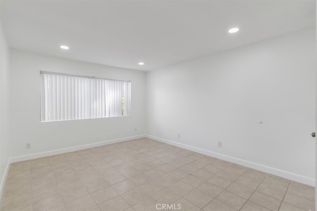 1044 Cabrillo Park B