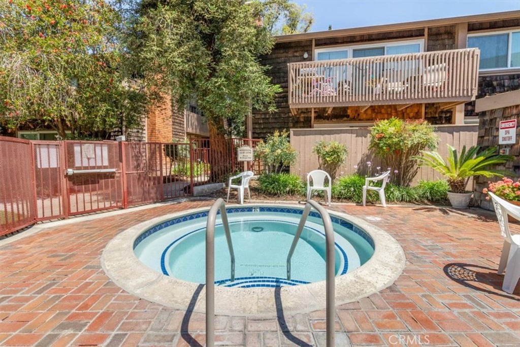 1044 Cabrillo Park B