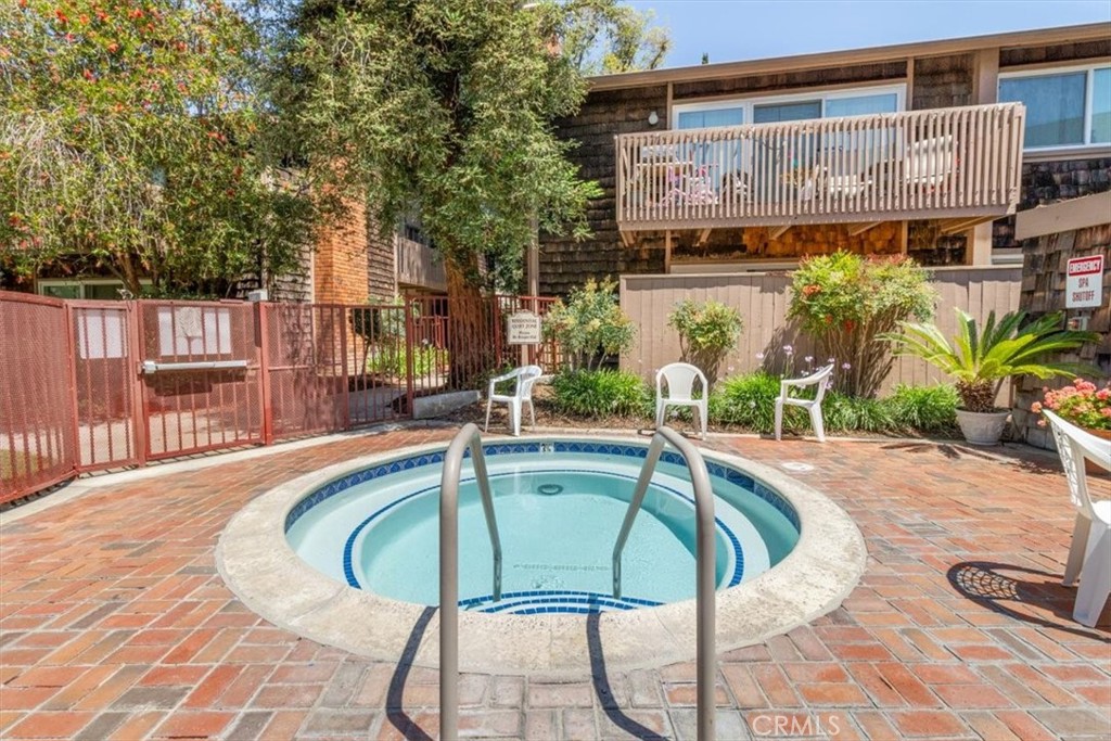 1044 Cabrillo Park B