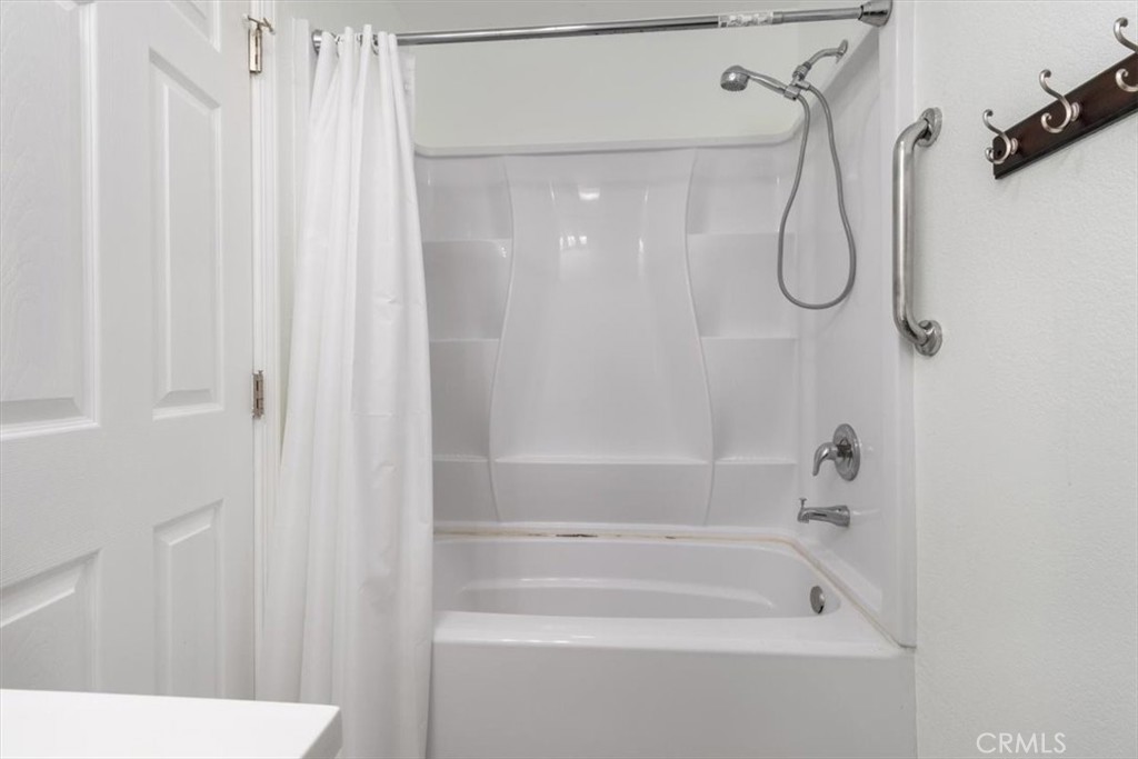 1044 Cabrillo Park B