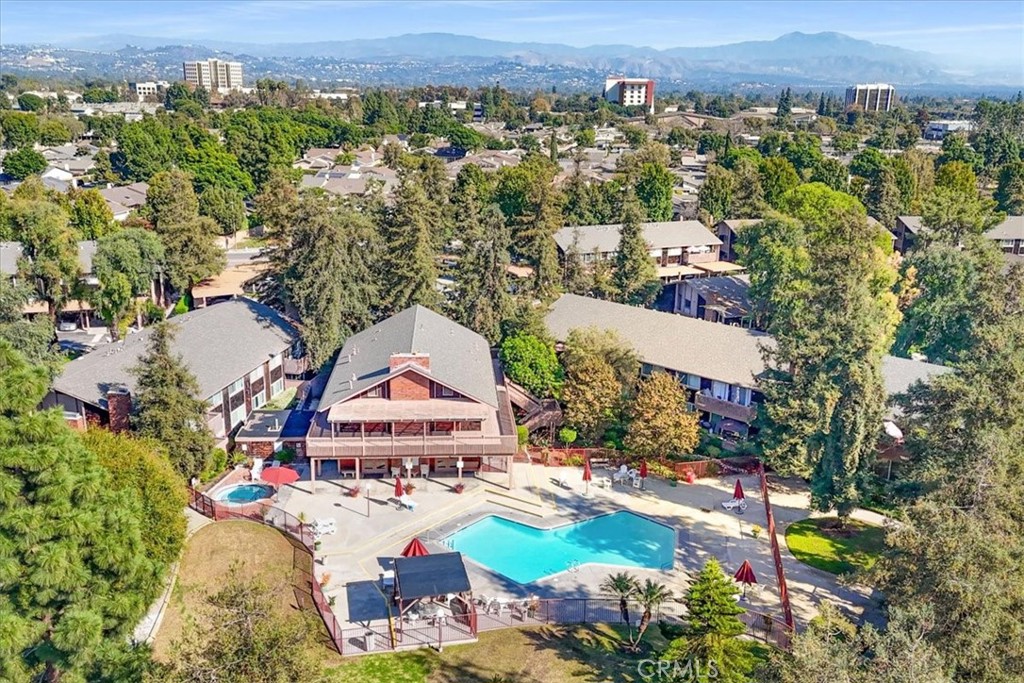 1044 Cabrillo Park B