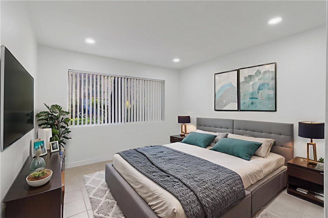 1044 Cabrillo Park B