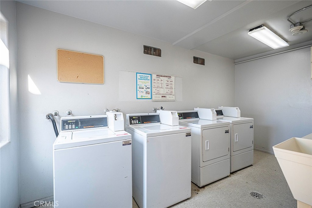 327 Chestnut Avenue 206