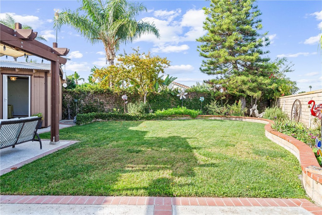 17225 Orange Blossom Ln