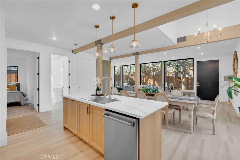 216 Leonard Lane