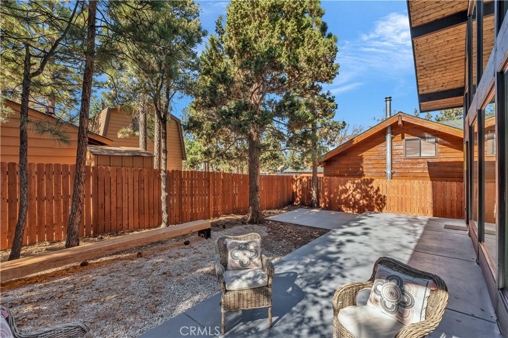 216 Leonard Lane