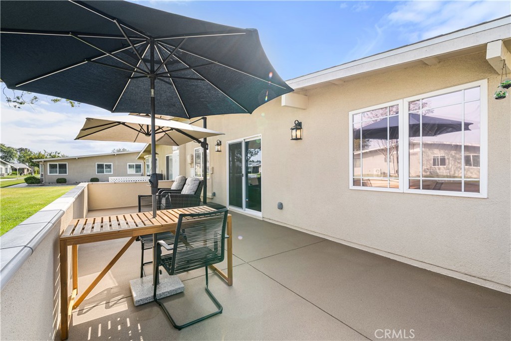 1560 1560 Interlachen Road M12-66L