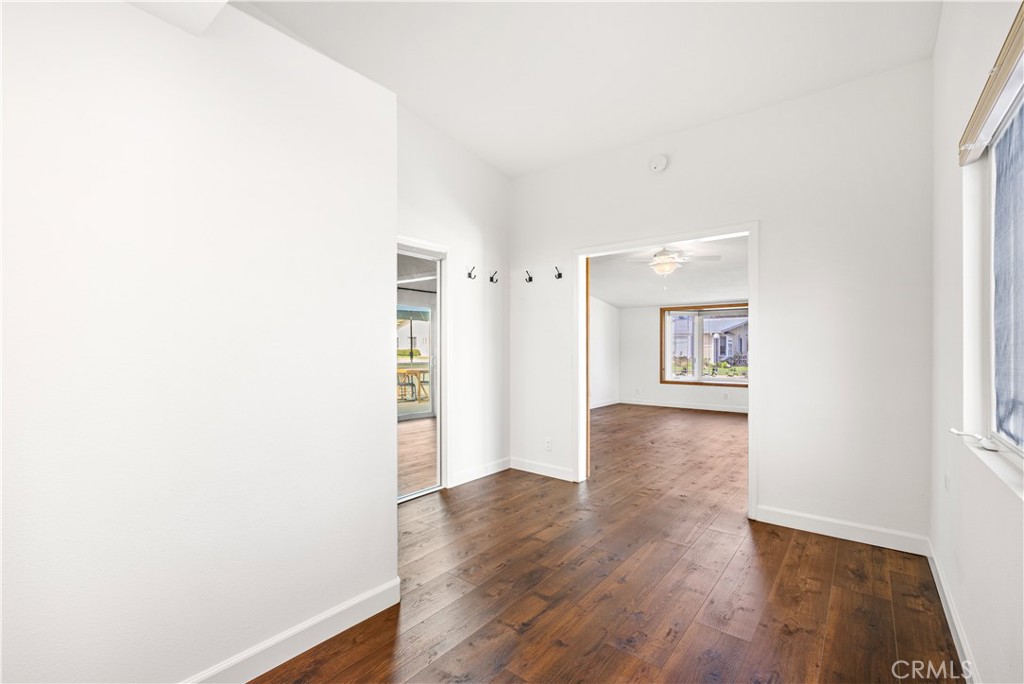 1560 1560 Interlachen Road M12-66L